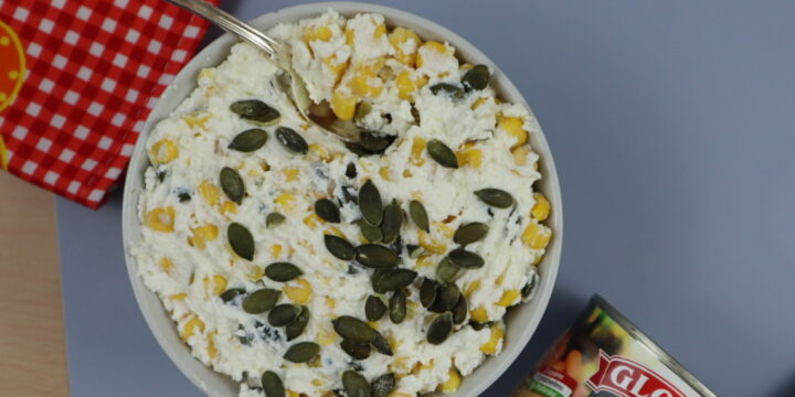 AROMATIČNA KUKURUZ-MASLINA SALATA